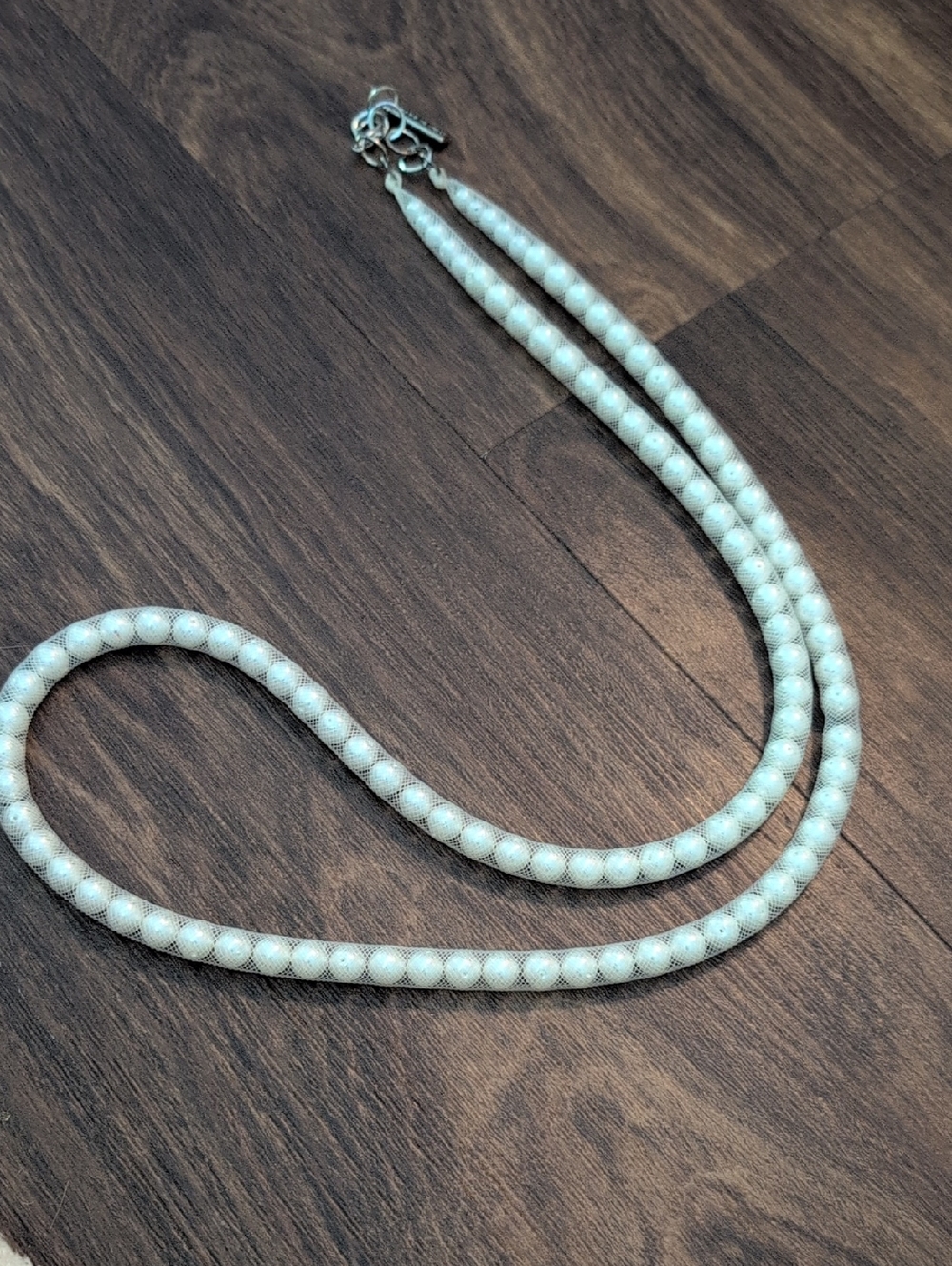 Delicate Pearl Necklace for Women